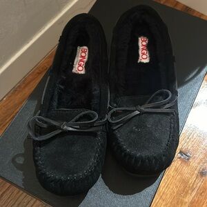 Black moccasins- barely worn- good condition